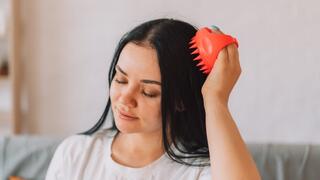 Thói quen gội đầu của người Nhật dưỡng tóc khỏe đẹp, bớt gãy rụng