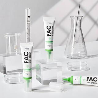 Kem chấm mụn thế hệ mới Inolab Derma FAC Spot Cream không chứa hoạt chất nhóm acid AHA và BHA