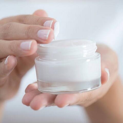 7 điều nhiều người làm vào mùa hè khiến da xuống cấp