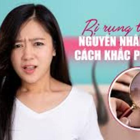 Hai bước chuyên gia khuyên làm để hạn chế tóc rụng, bạc màu