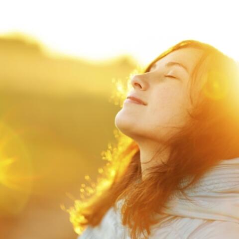 6 thói quen khiến phụ nữ ngoài 30 xuống sắc nhanh chóng