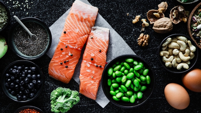 Omega-3 giúp giảm viêm và hạn chế mỡ bụng